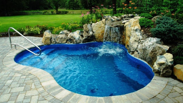Unleashing the Art of Lawn Care: Mastering the Green Canvas