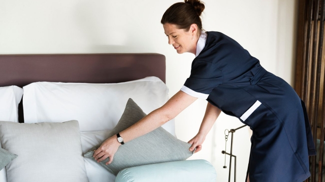 Why More Homeowners Are Turning to Cleaning Services