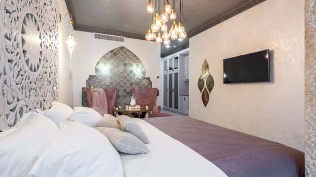 Understanding the Benefits of Bulk Linen Orders for Hotels